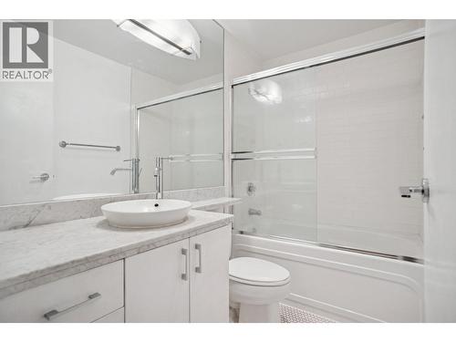 1203 1050 Smithe Street, Vancouver, BC - Indoor Photo Showing Bathroom