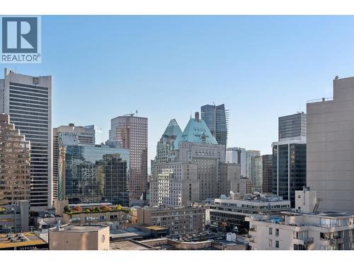 1203 1050 Smithe Street, Vancouver, BC - Outdoor