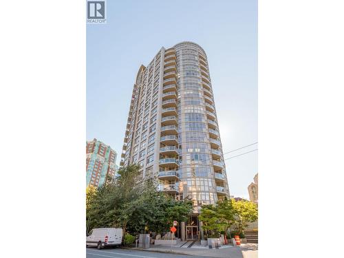 1203 1050 Smithe Street, Vancouver, BC - Outdoor With Facade