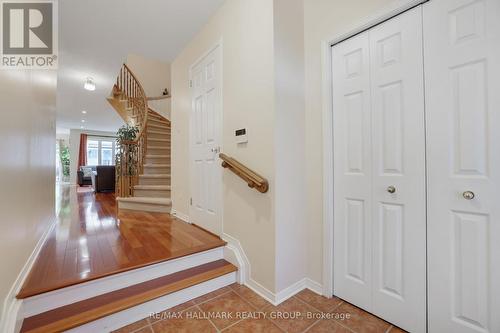 open foyer - warm hardwood floors - 144 Deercroft Avenue, Ottawa, ON - Indoor Photo Showing Other Room