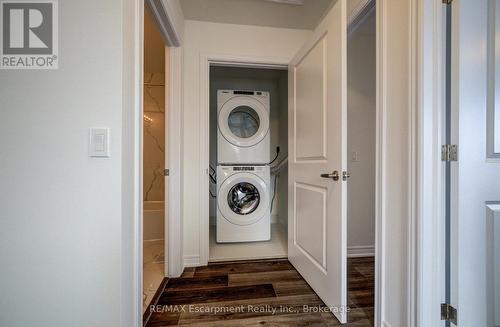 21 - 70 Kenesky Drive N, Hamilton (Waterdown), ON - Indoor Photo Showing Laundry Room