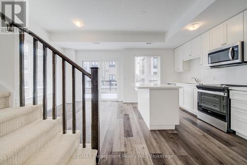 21 - 70 Kenesky Drive N, Hamilton (Waterdown), ON - Indoor Photo Showing Other Room