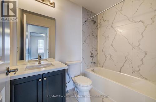 21 - 70 Kenesky Drive N, Hamilton (Waterdown), ON - Indoor Photo Showing Bathroom