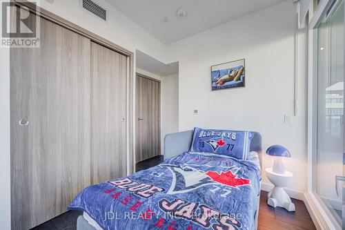 303 - 1 Concord Cityplace Way, Toronto, ON - Indoor Photo Showing Bedroom