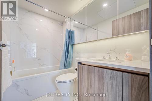 303 - 1 Concord Cityplace Way, Toronto, ON - Indoor Photo Showing Bathroom