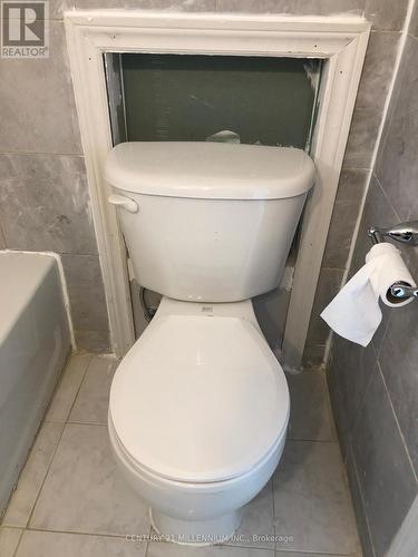 71 Clouston Avenue, Toronto, ON - Indoor Photo Showing Bathroom