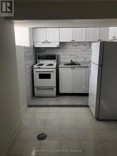 71 Clouston Avenue, Toronto, ON - Indoor Photo Showing Kitchen