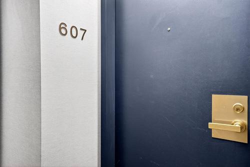 Hall - 607-1200 Ch. Du Golf, Montréal (Verdun/Île-Des-Soeurs), QC - 