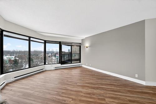 Salon - 607-1200 Ch. Du Golf, Montréal (Verdun/Île-Des-Soeurs), QC - Indoor Photo Showing Other Room