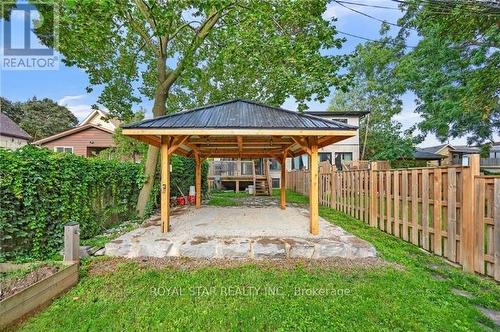 Upper - 119 Waterloo Street, Kitchener, ON - Outdoor With Deck Patio Veranda With Backyard