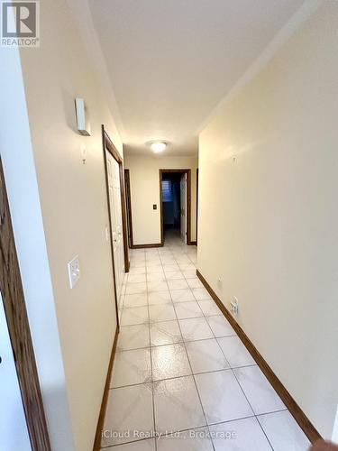 86 Glendale Drive E, Tillsonburg, ON - Indoor Photo Showing Other Room