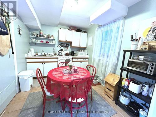 630 Victoria Street, London East (East C), ON - Indoor Photo Showing Dining Room