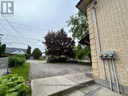 630 Victoria Street, London East (East C), ON - Outdoor