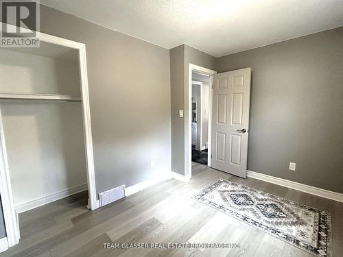 630 Victoria Street, London East (East C), ON - Indoor