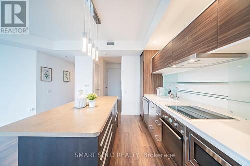 3101 - 45 Charles Street E, Toronto, ON - Indoor Photo Showing Kitchen