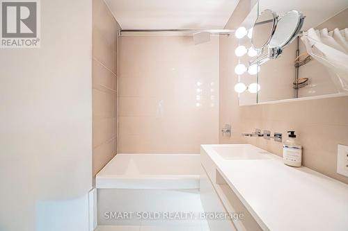 3101 - 45 Charles Street E, Toronto, ON - Indoor Photo Showing Bathroom