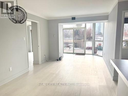 207 - 285 Enfield Place, Mississauga, ON - Indoor Photo Showing Other Room
