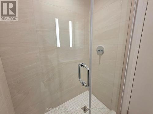 1001 - 4015 The Exchange, Mississauga, ON - Indoor Photo Showing Bathroom