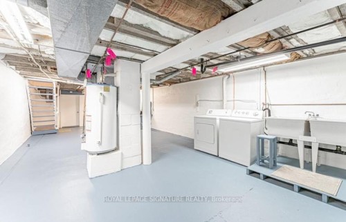 51 Fourth Street, Welland, ON - Indoor Photo Showing Laundry Room