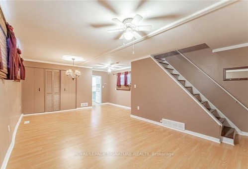 51 Fourth Street, Welland, ON - Indoor Photo Showing Other Room