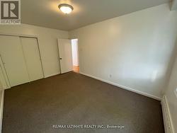 Primary bedroom - double closet - 