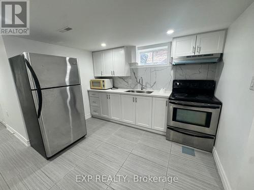Lower - 97 Central Park Boulevard N, Oshawa, ON - Indoor Photo Showing Kitchen