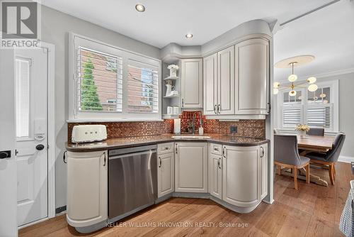 108 Owen Street, Barrie, ON - Indoor Photo Showing Kitchen