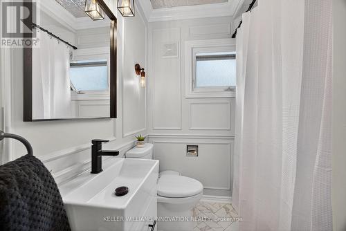 108 Owen Street, Barrie, ON - Indoor Photo Showing Bathroom