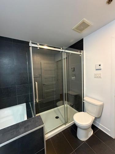 Salle de bains - 205-191 Av. Brock S., Montréal-Ouest, QC - Indoor Photo Showing Bathroom