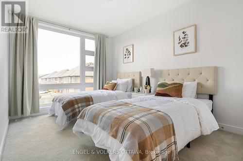 430 Markdale Terrace, Ottawa, ON - Indoor Photo Showing Bedroom