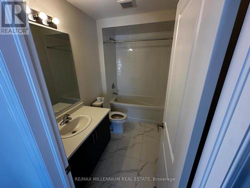 103 Watts Mews, Kawartha Lakes, ON - Indoor Photo Showing Bathroom