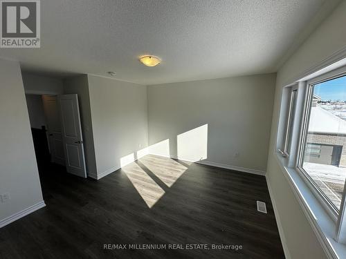 103 Watts Mews, Kawartha Lakes, ON - Indoor Photo Showing Other Room