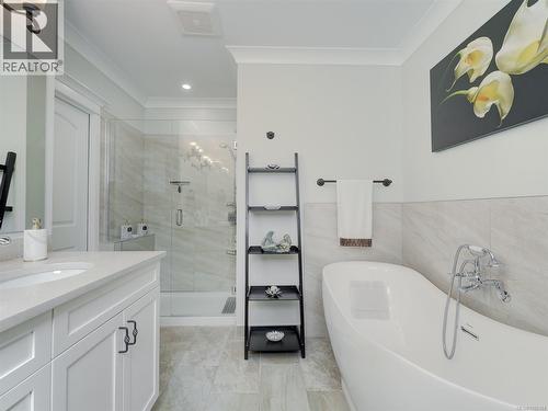 8B 1000 Sookepoint Pl, Sooke, BC - Indoor Photo Showing Bathroom