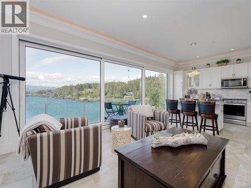 8B 1000 Sookepoint Pl, Sooke, BC - Indoor