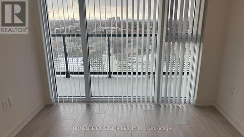 1226 - 5858 Yonge Street, Toronto, ON - Indoor Photo Showing Other Room
