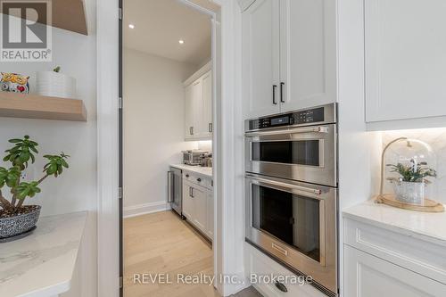 7515 Sherrilee Crescent, Niagara Falls (Brown), ON - Indoor Photo Showing Kitchen