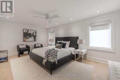 7515 Sherrilee Crescent, Niagara Falls (Brown), ON - Indoor Photo Showing Bedroom