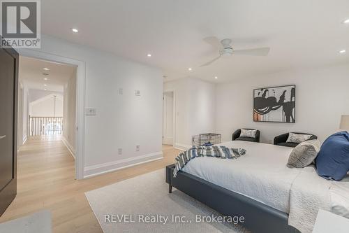 7515 Sherrilee Crescent, Niagara Falls (Brown), ON - Indoor Photo Showing Bedroom
