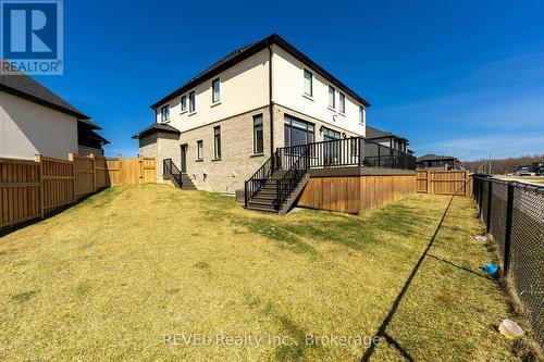 7515 Sherrilee Crescent, Niagara Falls (Brown), ON - Outdoor With Deck Patio Veranda