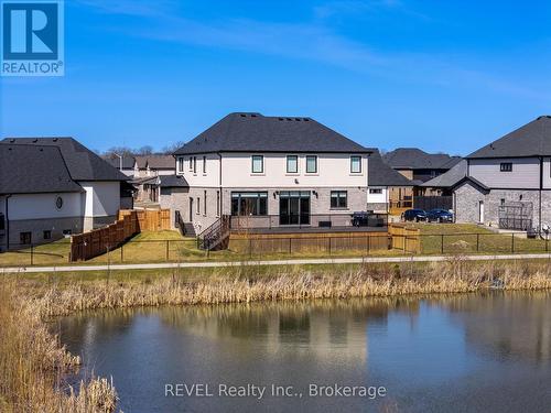 7515 Sherrilee Crescent, Niagara Falls (Brown), ON - Outdoor With Body Of Water