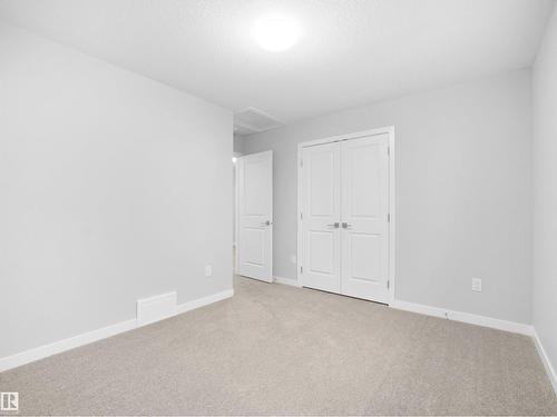 3272 Dallas Schmidt Dr Nw, Edmonton, AB - Indoor Photo Showing Other Room