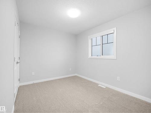 3272 Dallas Schmidt Dr Nw, Edmonton, AB - Indoor Photo Showing Other Room