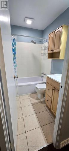 33 - 151 Parnell Road, St. Catharines (Vine/Linwell), ON - Indoor Photo Showing Bathroom