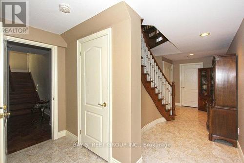 basement entry - 17 Dunvegan Drive, Richmond Hill, ON - Indoor Photo Showing Other Room