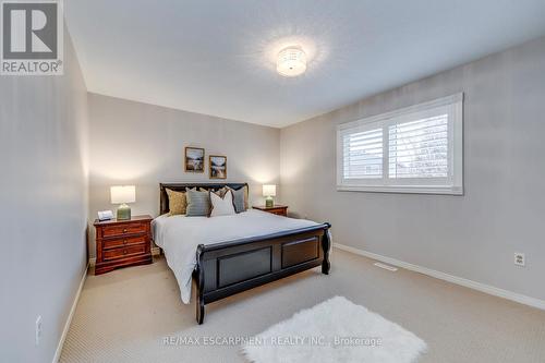 2161 Grenville Drive, Oakville, ON - Indoor Photo Showing Bedroom