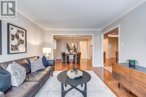 2161 Grenville Drive, Oakville, ON - Indoor Photo Showing Living Room