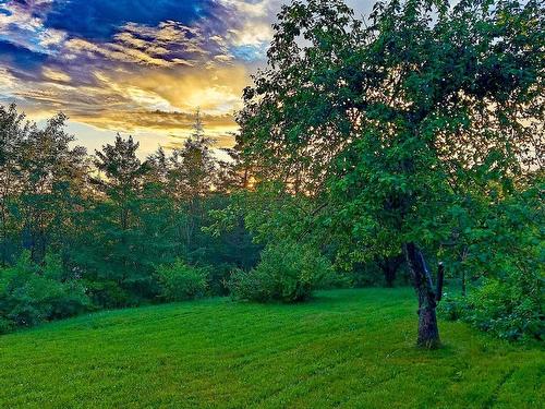 7056 Highway 329, East River Point, NS 