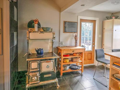 7056 Highway 329, East River Point, NS 