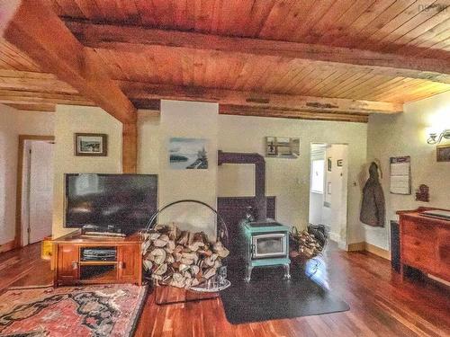 7056 Highway 329, East River Point, NS 