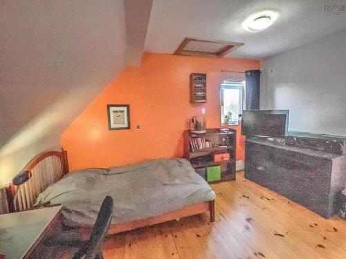 7056 Highway 329, East River Point, NS 